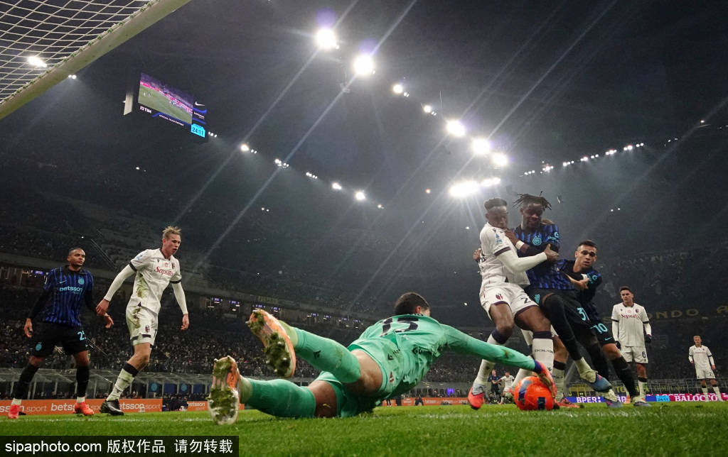 开云线上平台-包含刚刚！风云突变瓦伦西亚今晨单刀错失Ming在西班牙队比赛中精彩发挥，国际米兰状态回暖备战国王杯的词条